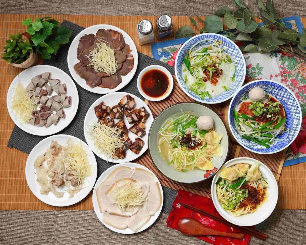 新竹北區美食新選擇！各類麵食+手工餛飩 低鹽湯頭清爽無負擔