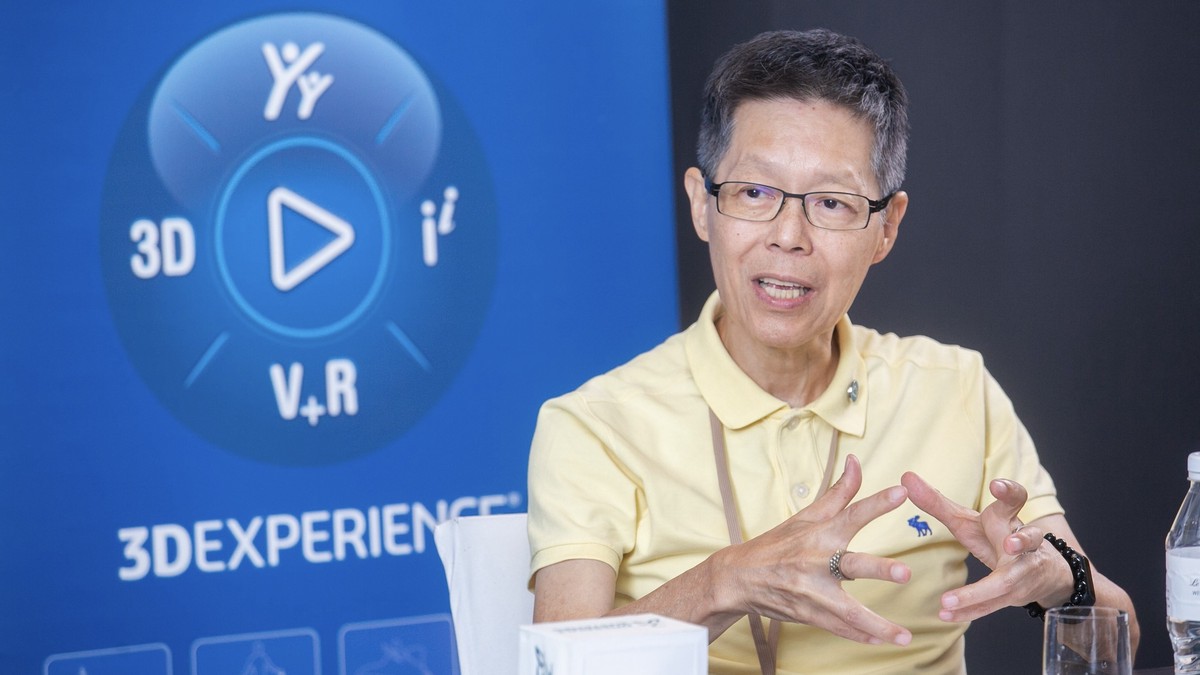 廣達緯創營收創新高卻股價走弱 資金轉向新AI題材老AI面臨壓力?