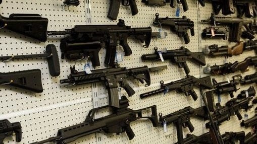 裝修公司竟能標炸藥？軍火貿易疑雲掀波 裝修業者得標採購案引熱議 經濟部火速回應