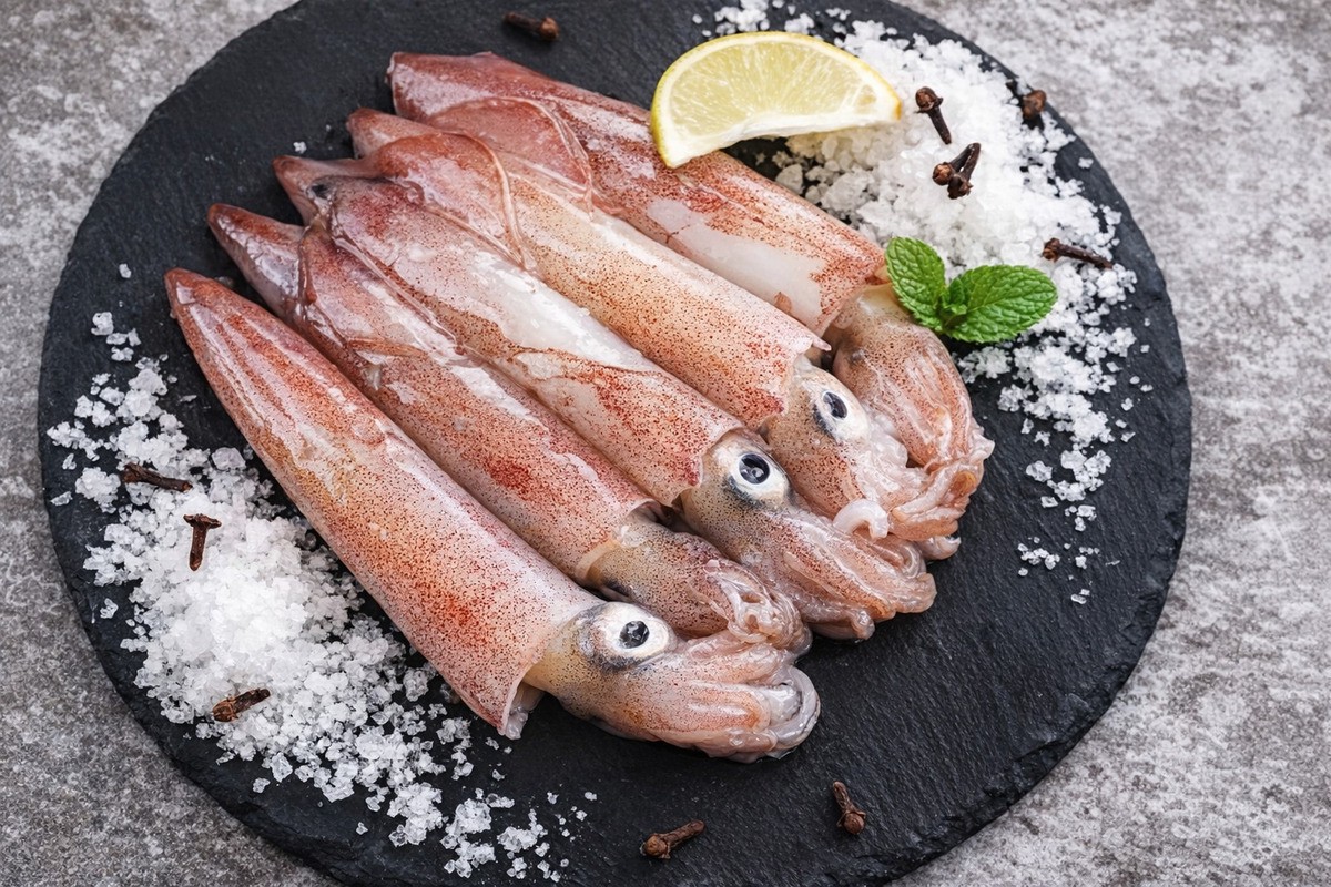 澎湖小管料理現撈現做 藏身馬公老街的低調海味名店！