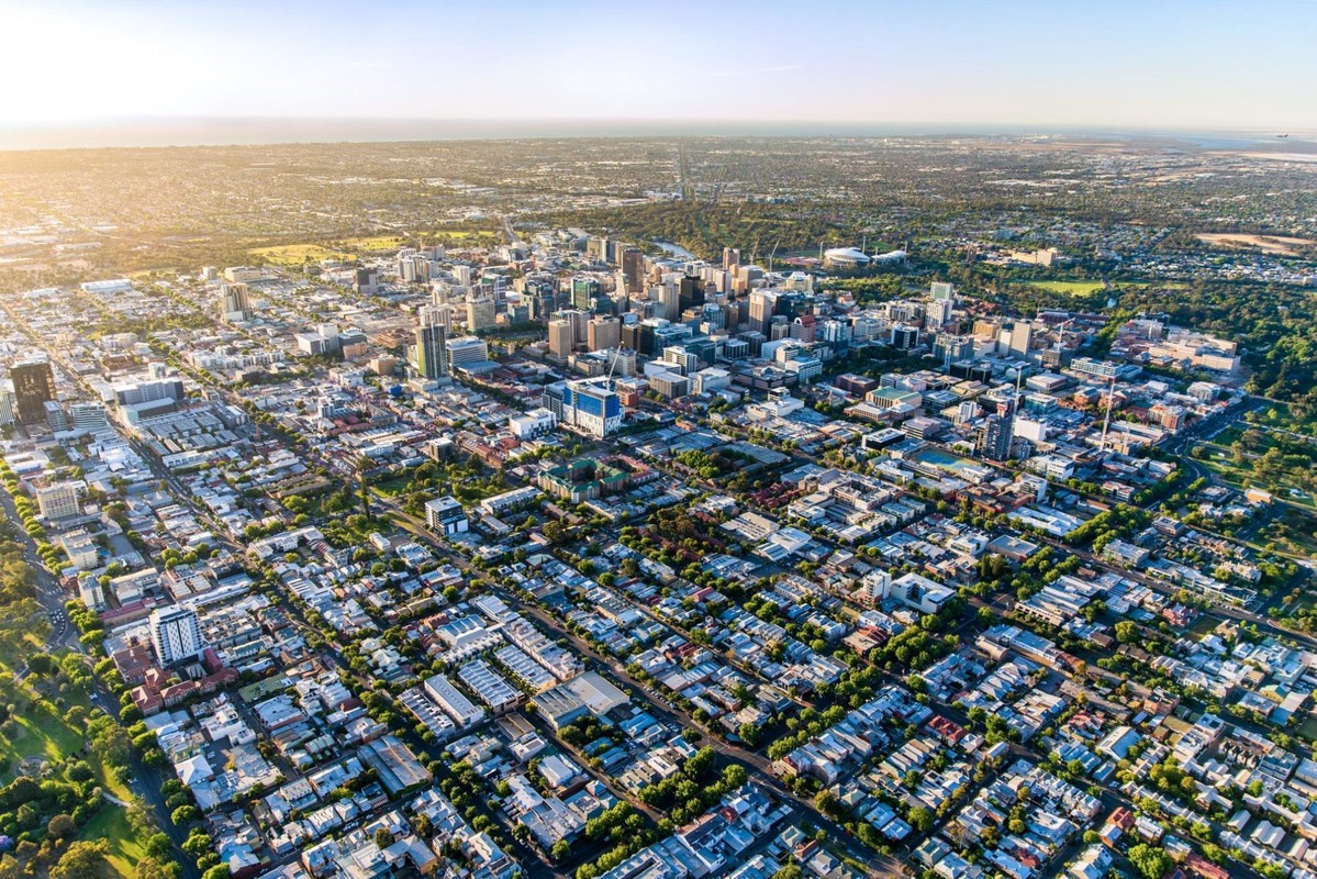澳洲房市呈現兩極化？多地房價2030年前恐翻倍、首購族壓力增