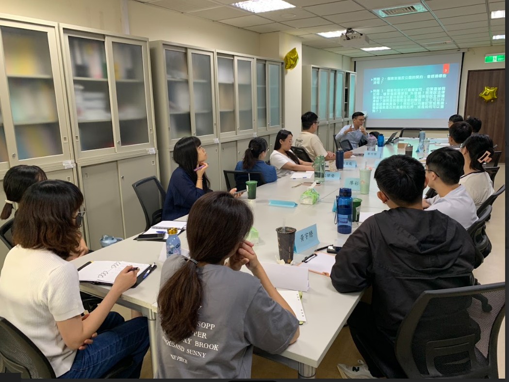 資深離婚律師邱竑錡：離婚、監護權與剩餘財產分配的法律策略解析