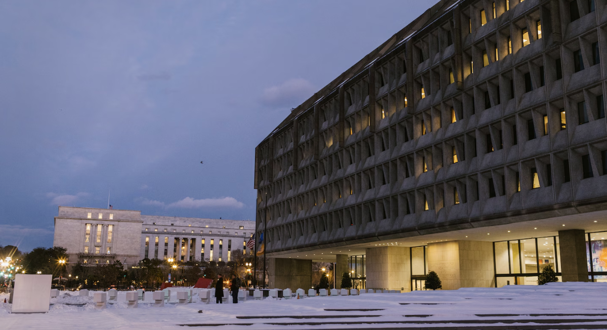 兒童健康淪政爭犧牲品?RFK Jr. 執掌 HHS 祭政治報復 突砍美國兒科學會千萬美金資產、7 大計畫被迫腰斬