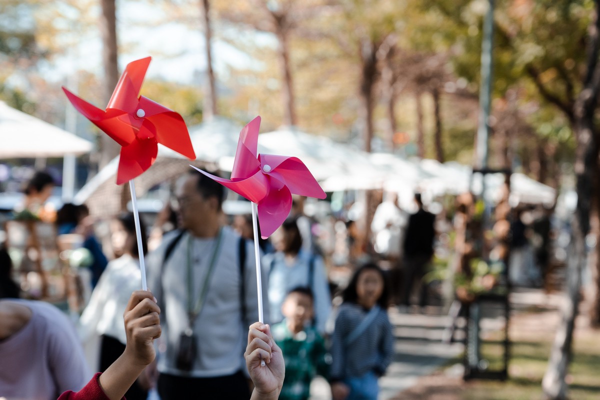 老照片、走讀、市集串起黎明新村今昔 「沅林建設」打造歲末時光機