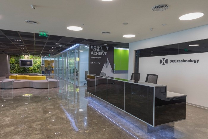 DXC攜手Alpha Modus推金融服務亭 估值折價近五成引市場再關注