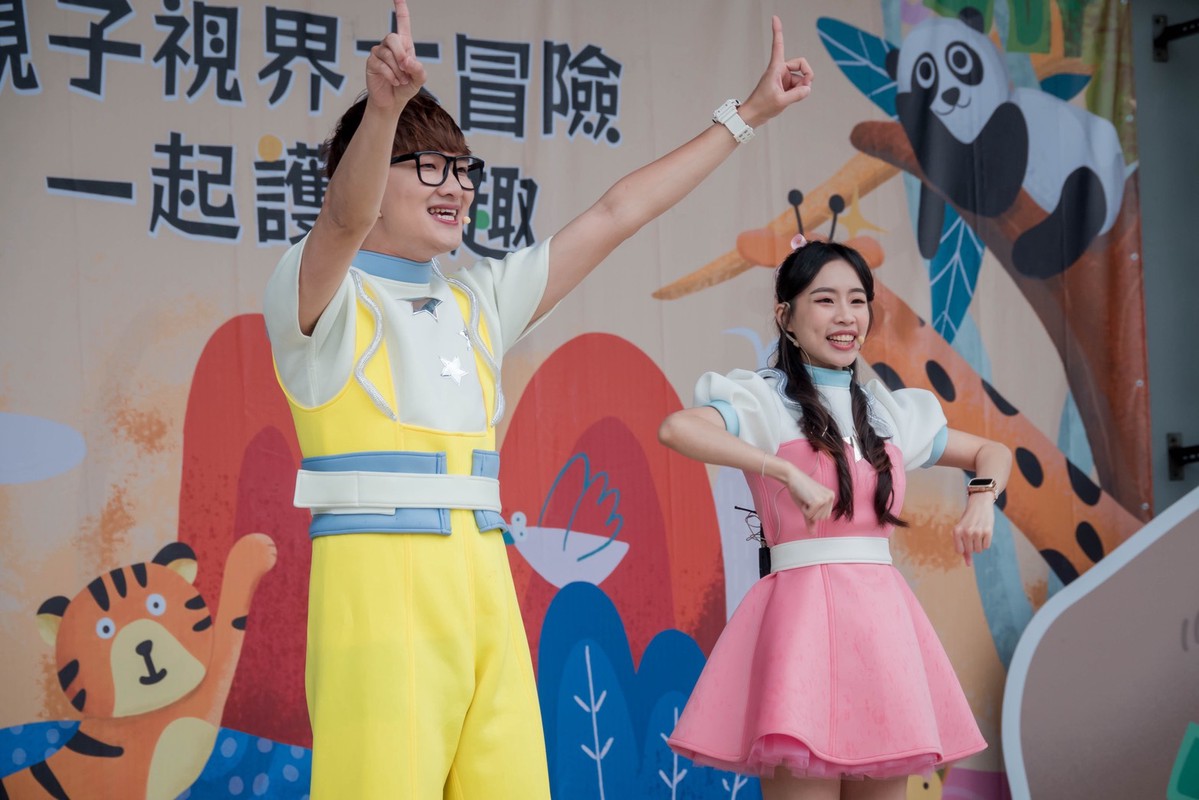 暑假去哪玩？台中漁人町百萬市集開跑！百萬免費消費券、主題週、親子遊戲一次滿足