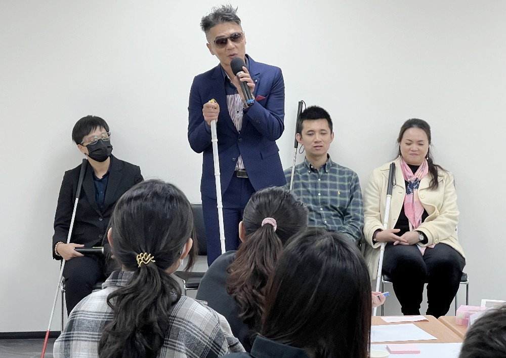 認識臺北市社會企業「黑暗對話」