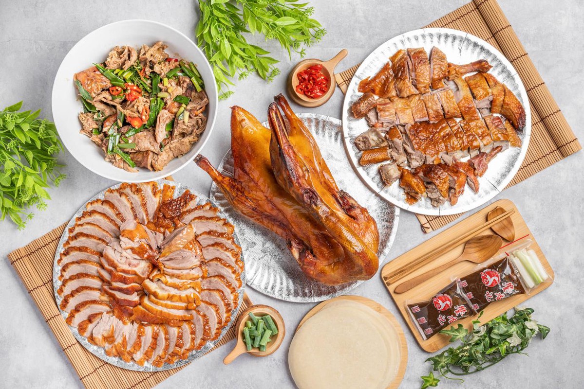 新竹外送美食黑馬!脆皮、片鴨、炒鴨架讓人一吃成主顧的烤鴨名店