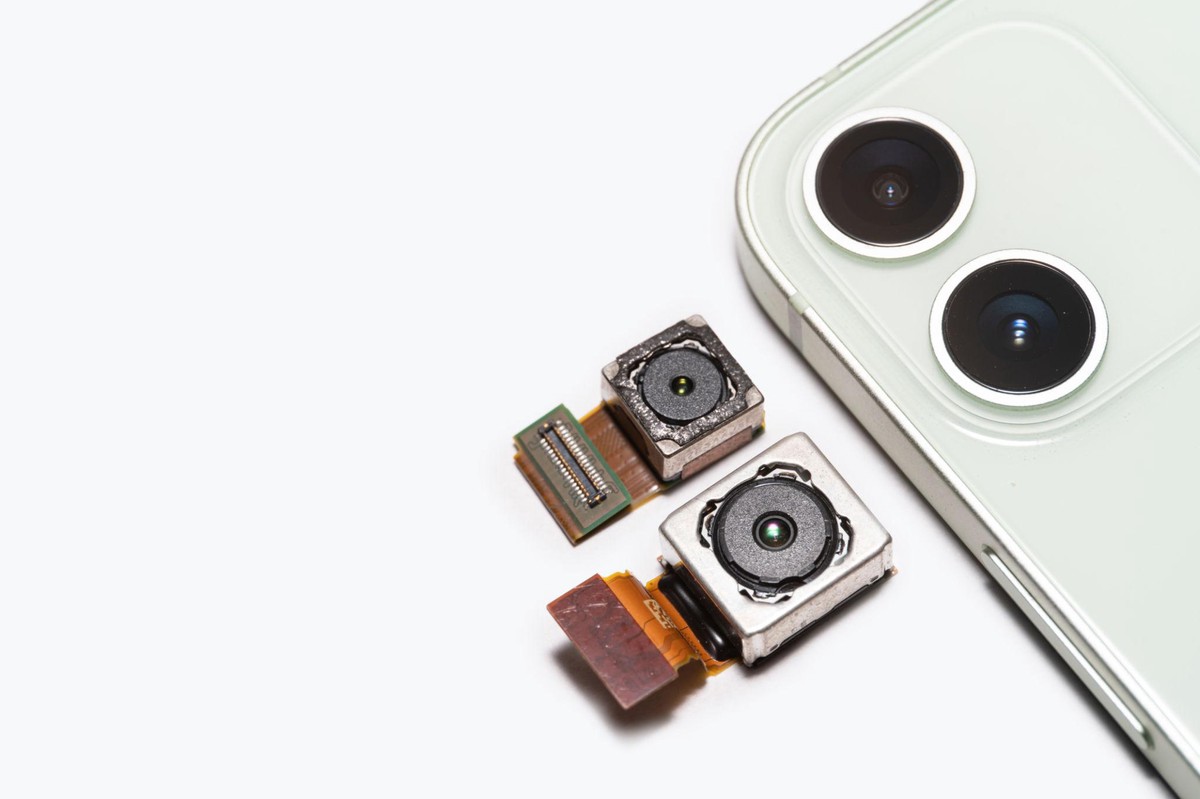 大立光衝刺CPO仍待時間 外資看好手機動能上調目標價 大立光衝刺CPO仍待時間 外資看好手機動能上調目標價