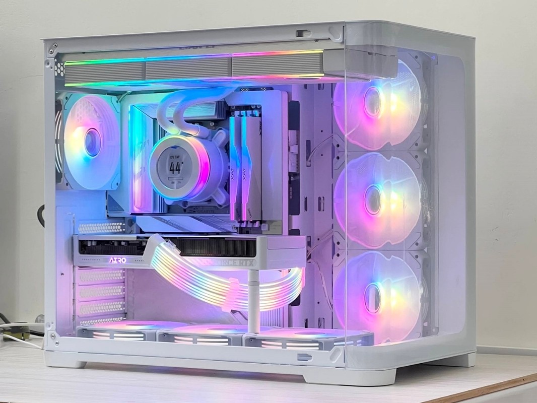 高雄前鎮電腦店:從興趣出發 用客製桌機打造專屬效能!