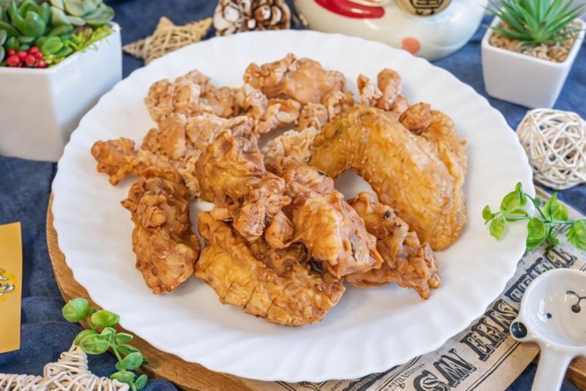 台東宵夜推薦:巷弄豆乳雞現炸出爐 香氣撲鼻讓人上癮! 台東宵夜推薦:巷弄豆乳雞現炸出爐 香氣撲鼻讓人上癮!