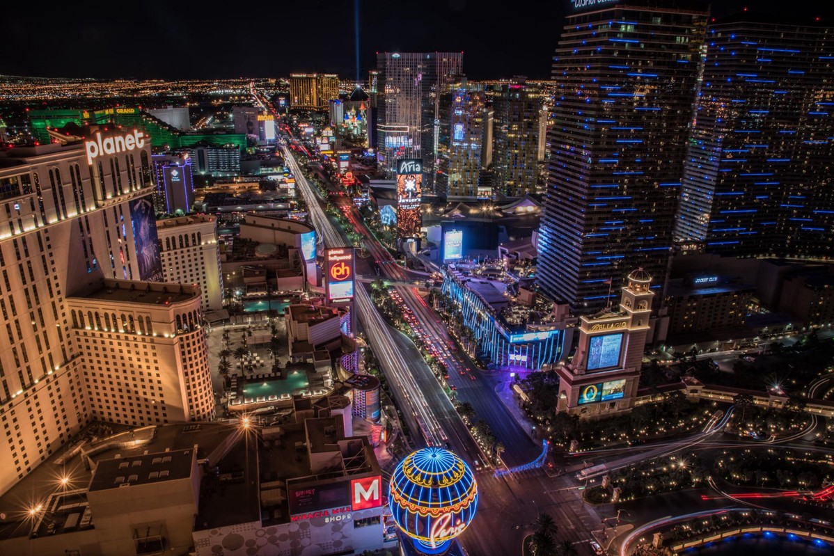 AI「精準狙擊」頂端客群！拉斯維加斯豪宅戰開打  地理圍籬技術讓買家無所遁形