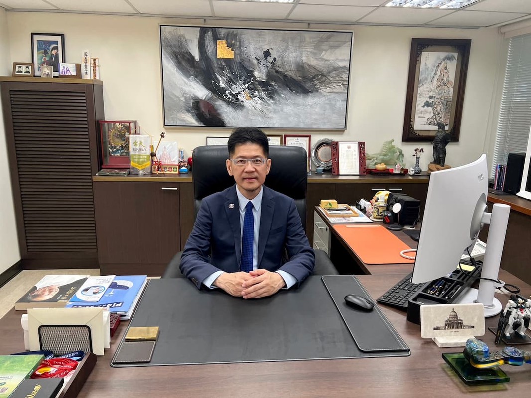 圖說:冠傑教育集團創辦人郭啟祥秉持教育初心,迎接多元學習新趨勢。(圖/冠傑教育集團)