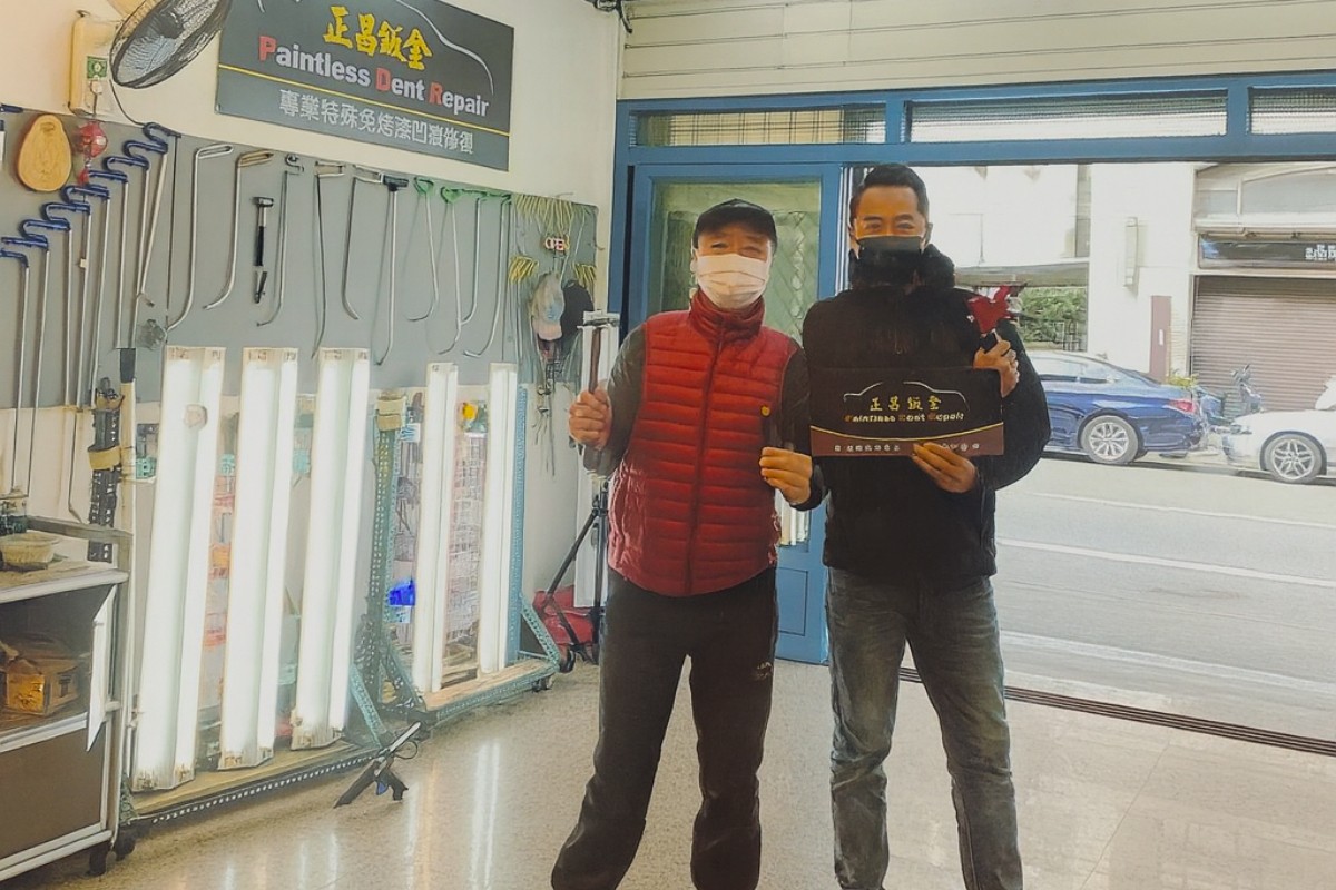 桃園專業車體凹痕修復  中壢免烤漆凹痕修復快速處理車身鈑金瑕疵