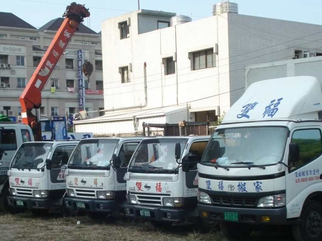 ▲《雙福優質搬家公司》長期服務台中在地住家、公司與工廠客群,從一般家具家電搬運到吊車作業,都依現場條件安排合適方式(圖/業者提供)