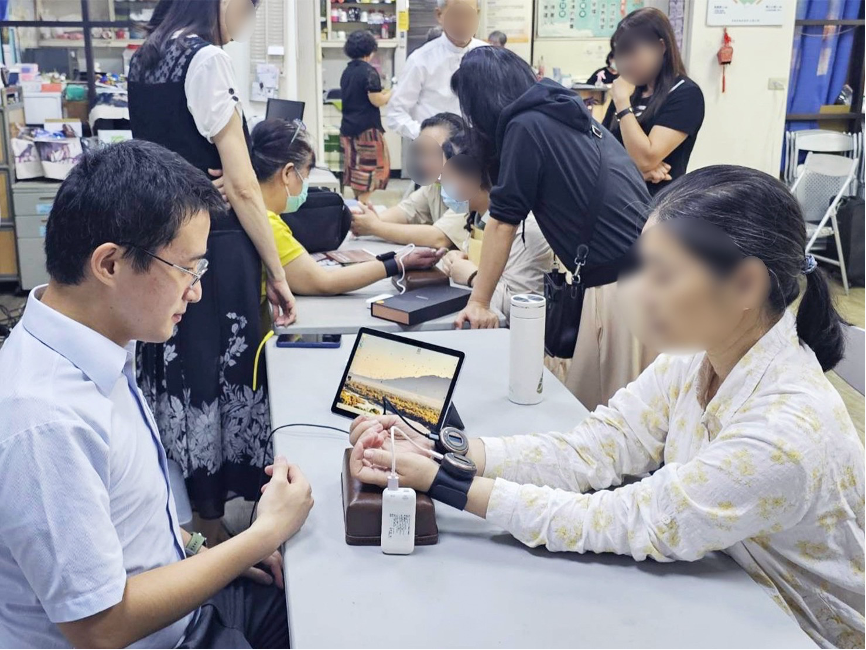 5G 智慧檢測走進巷弄！深禾醫學攜手臺大名醫團隊 打造社區健康守護新模式