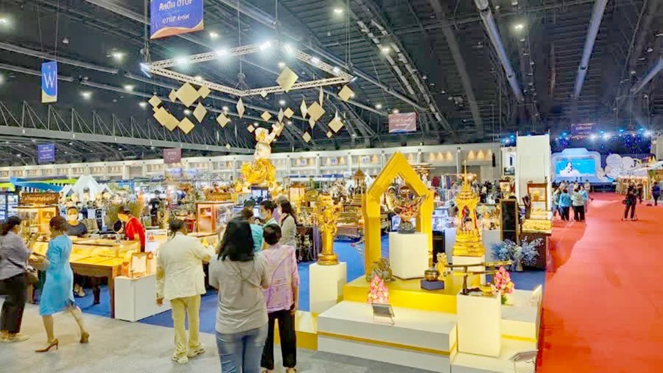 振興地方經濟 OTOP City 2025 進軍洛坤府 8天拚700萬泰銖業績