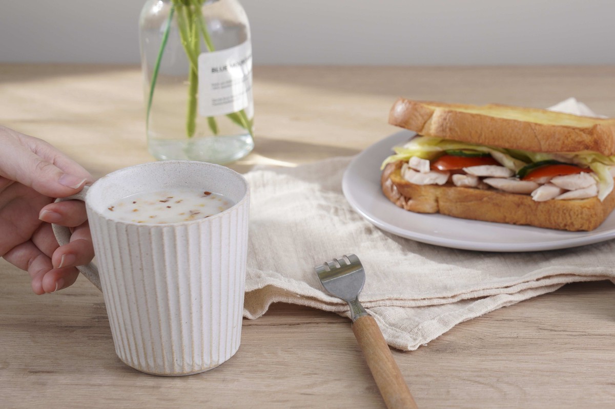 比「ETF」更穩定利多!「每天一杯堅果飲,健康輕鬆存」 萬歲牌機能堅果飲掀起健康飲食風潮 比「ETF」更穩定利多!「每天一杯堅果飲,健康輕鬆存」 萬歲牌機能堅果飲掀起健康飲食風潮