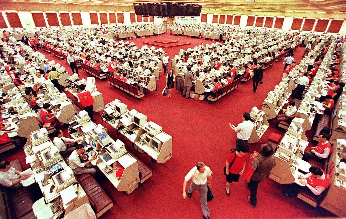 貴金屬閃崩引爆「斷頭潮」!亞股慘遭血洗 KOSPI 暴跌 5.5% 科技巨頭財報週成最後救贖? 貴金屬閃崩引爆「斷頭潮」!亞股慘遭血洗 KOSPI 暴跌 5.5% 科技巨頭財報週成最後救贖?