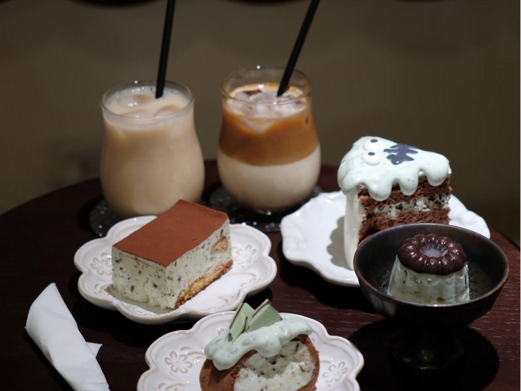 新開幕信義區韓系咖啡廳!以手作甜點、品味手沖與店貓構築城市光暖角落