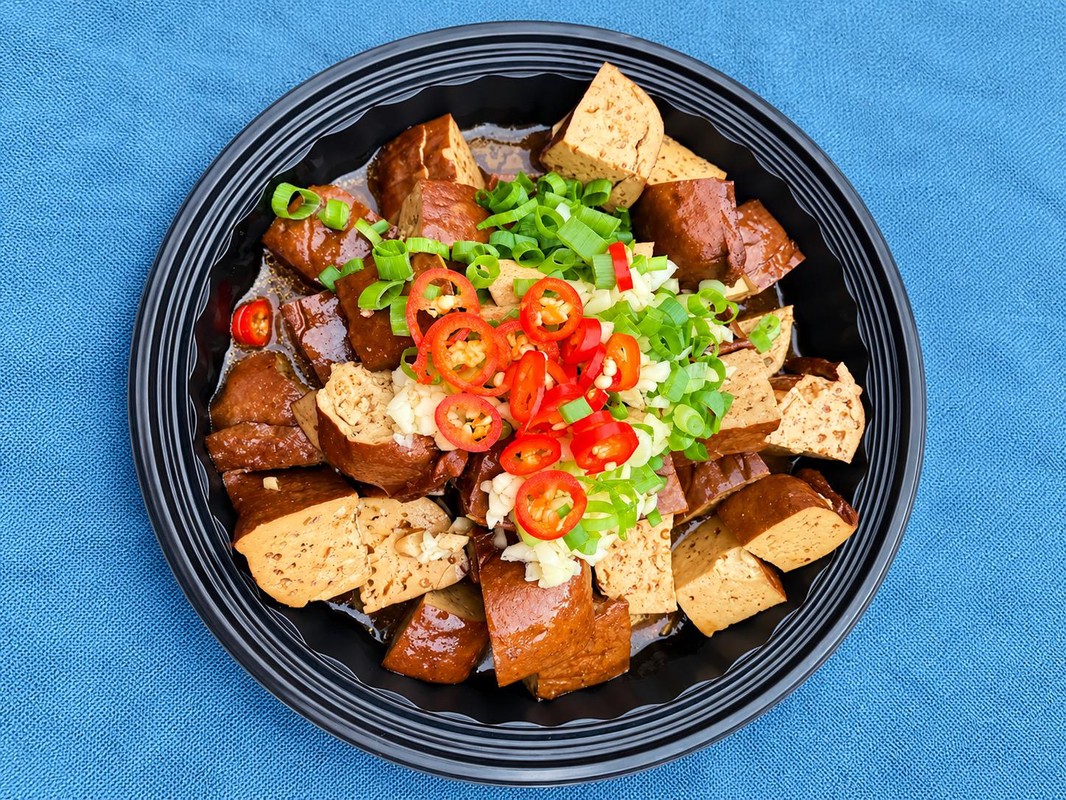 ▲《胖達讚蒜香豆干》從台中豐原的小攤起步,現階段仍以蒜香豆干作為主要經營品項