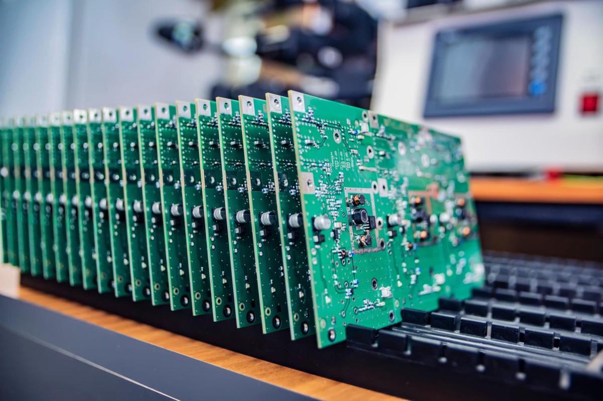 臺慶科入股聚鼎深化AI布局 雙方股價強攻市場關注