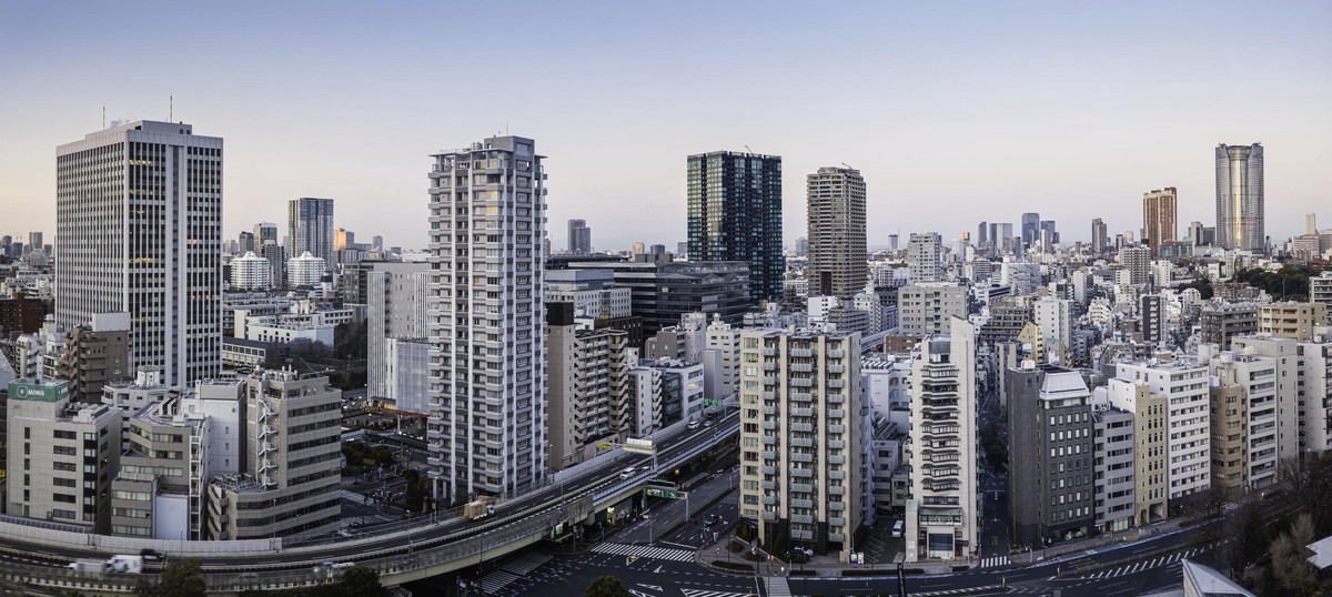 自民黨壓勝後財政擴張升溫 日本利率與房市迎關鍵轉折