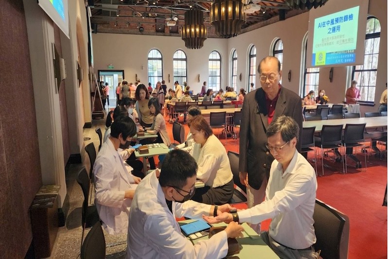 臺大AI尖端醫療黑科技走入公教企業 深禾醫學打造智慧健康職場