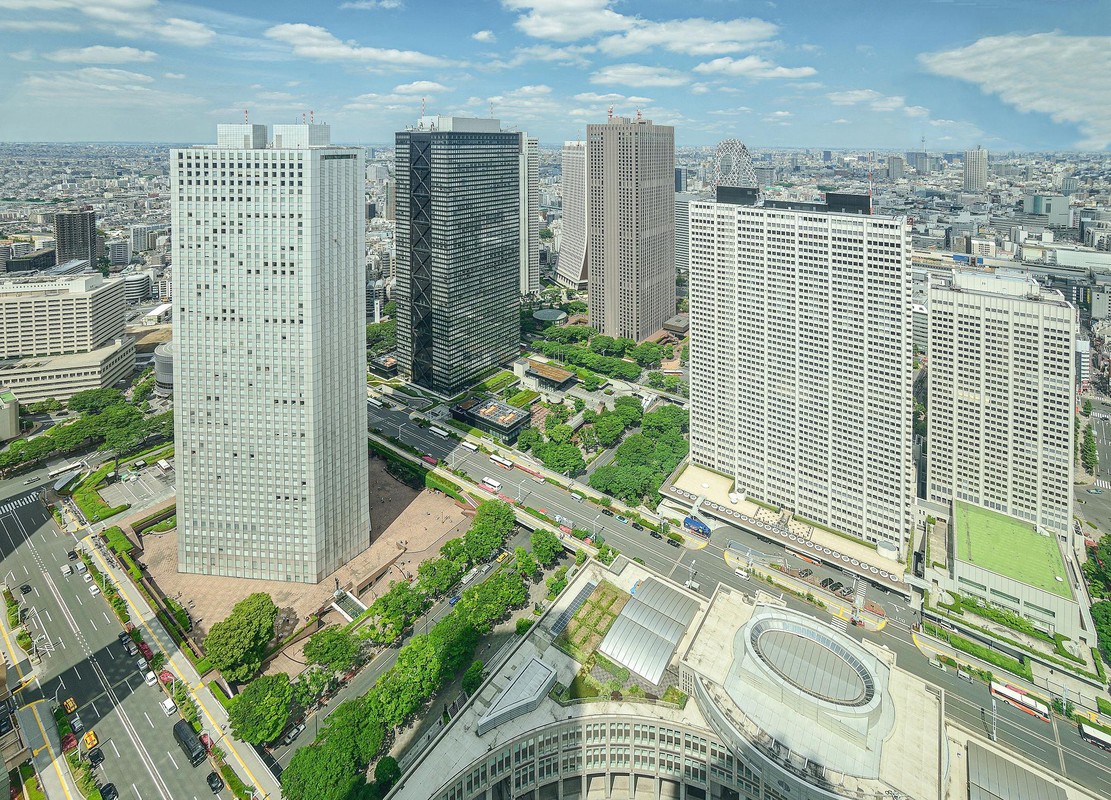 日股ADR普遍走弱 金融與科技股壓力浮現