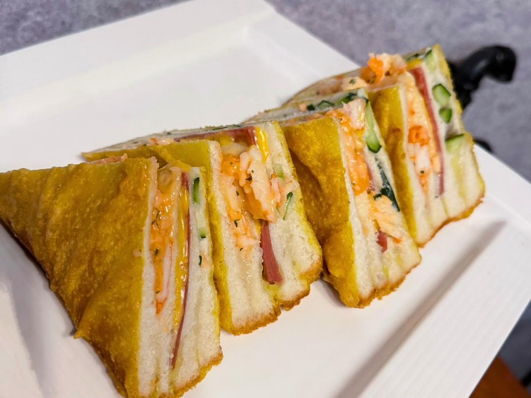 ebbf27a7 d20e 4118 9978 8fcbad918de6 177666397180210438802513995