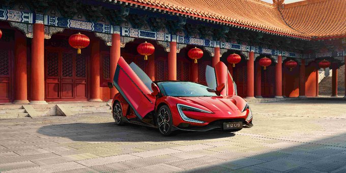 中國電動車價格戰吃「七傷拳」 <span style='color:red'>比亞迪</span>財報出爐利潤暴跌