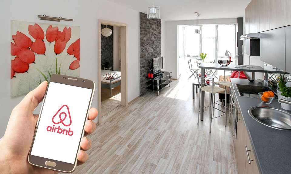 Airbnb麻煩大！官網計價「<span style='color:red'>澳幣</span>變美金」澳洲罰逾6億